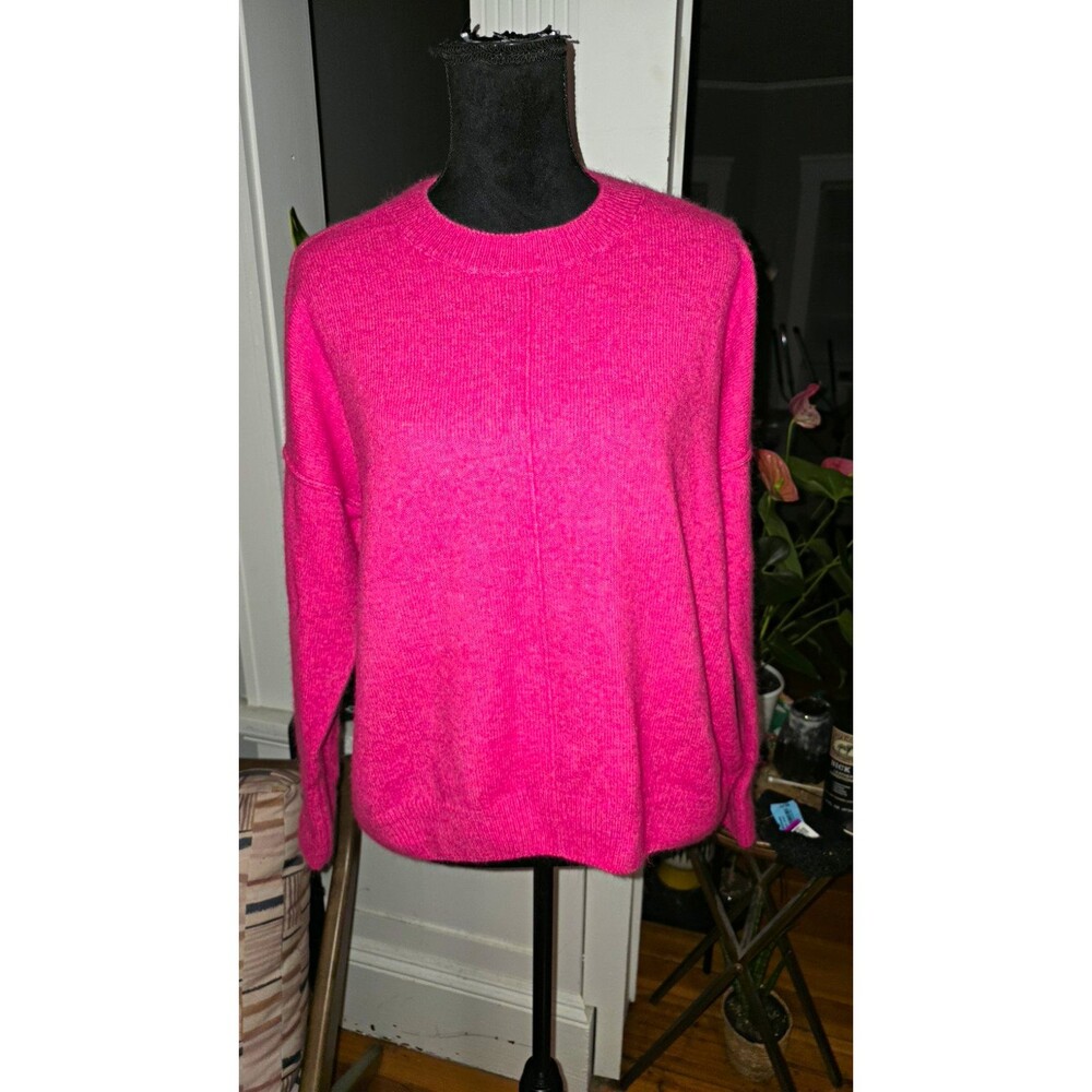 Vince Camuto Women’s Pink Solid Knit Crew Neck Long Sleeve Ribbed Sweater M